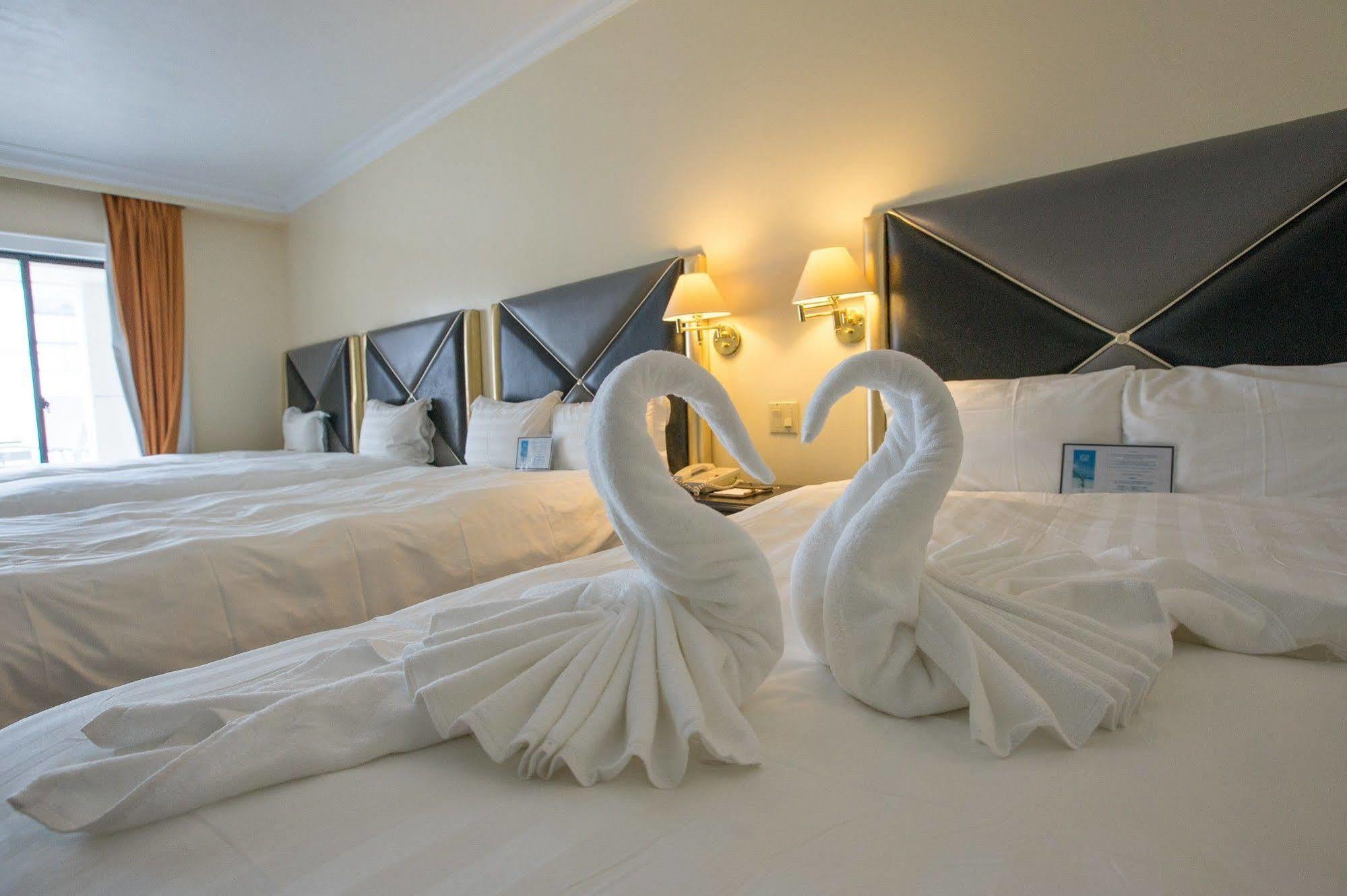 Royal Orchid Hotel Guam Tamuning Buitenkant foto